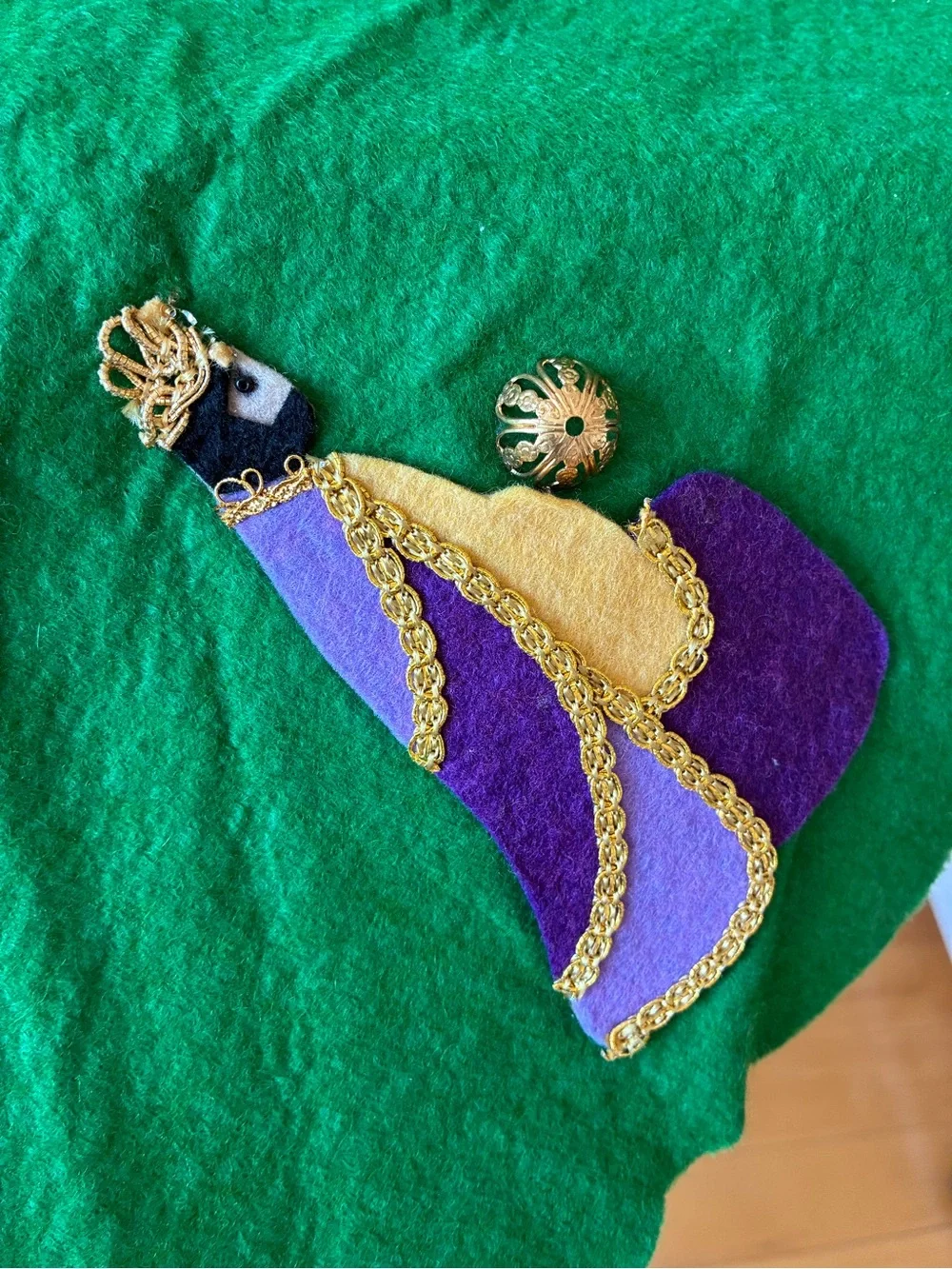 Authentic Vintage Bucilla Felt Three Wise Men Nativity Christmas Tree Skirt